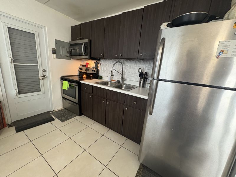 Urb Vistamar Calle Gerona Casa 614 Carolina 00983 PR