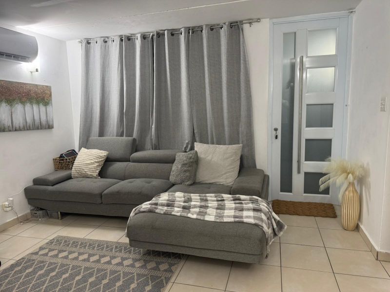 Urb Vistamar Calle Gerona Casa 614 Carolina 00983 PR