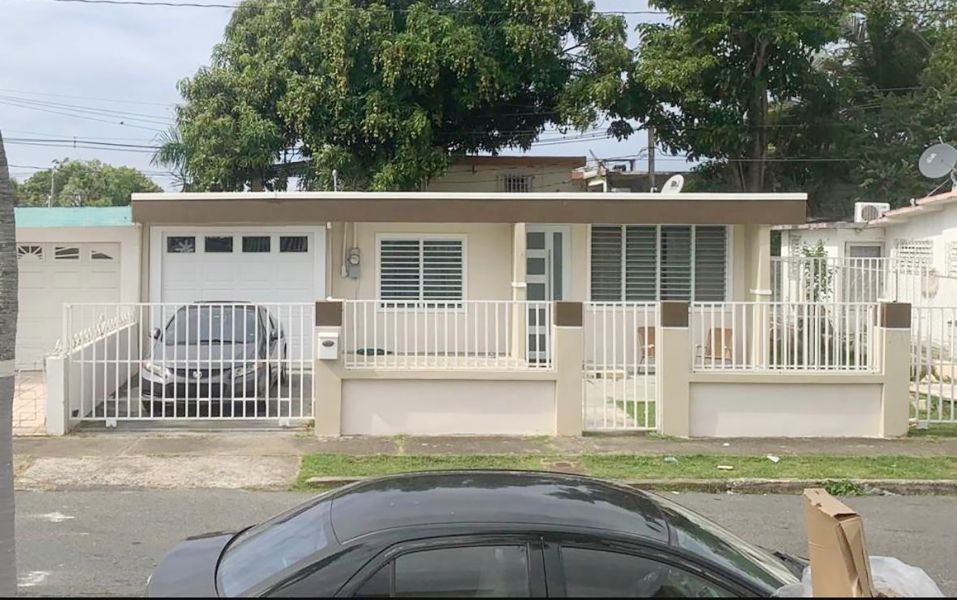 Urb Vistamar Calle Gerona Casa 614 Carolina 00983 PR