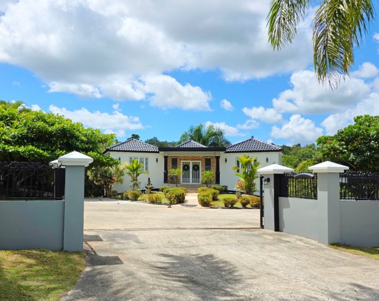 Lot-2 Pr-451 Km 4.2 Eneas Ward San Sebastian 00685 PR
