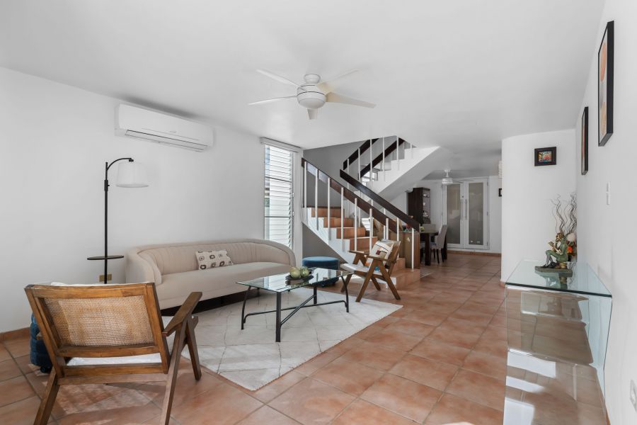 Urb Paseo Real Calle Amatista D-44 Dorado 00646 PR