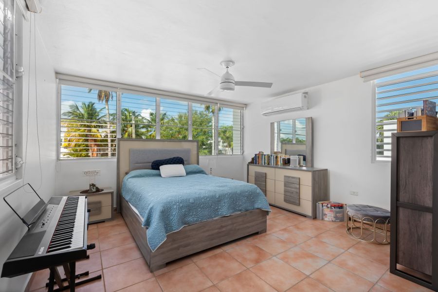 Urb Paseo Real Calle Amatista D-44 Dorado 00646 PR