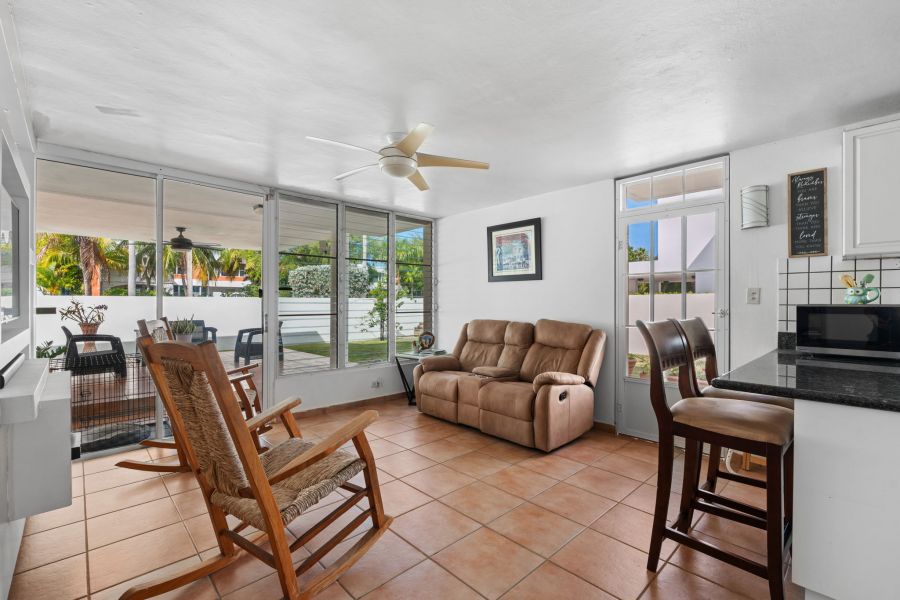 Urb Paseo Real Calle Amatista D-44 Dorado 00646 PR