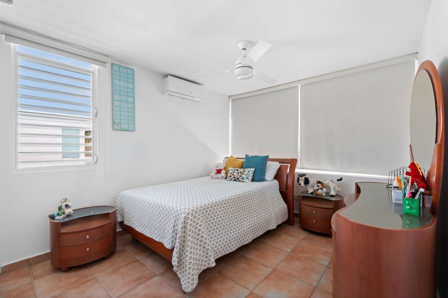 Urb Paseo Real Calle Amatista D-44 Dorado 00646 PR