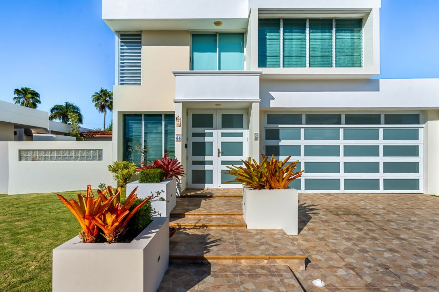 Urb Paseo Real Calle Amatista D-44 Dorado 00646 PR