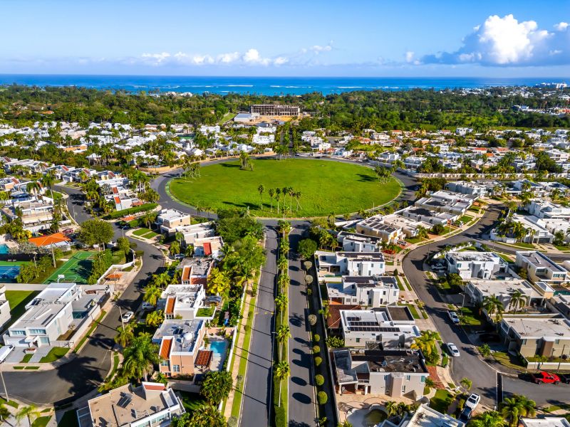 Urb Paseo Real Calle Amatista D-44 Dorado 00646 PR