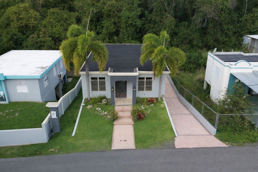 Tortola # 216 Urb Villa Linda Aguadilla 00603 PR