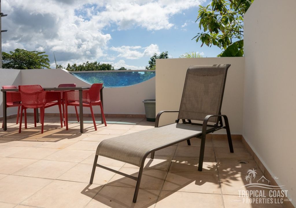 Carr 115 Condo At Wave Coast Apt 7 Rincon 00677 PR