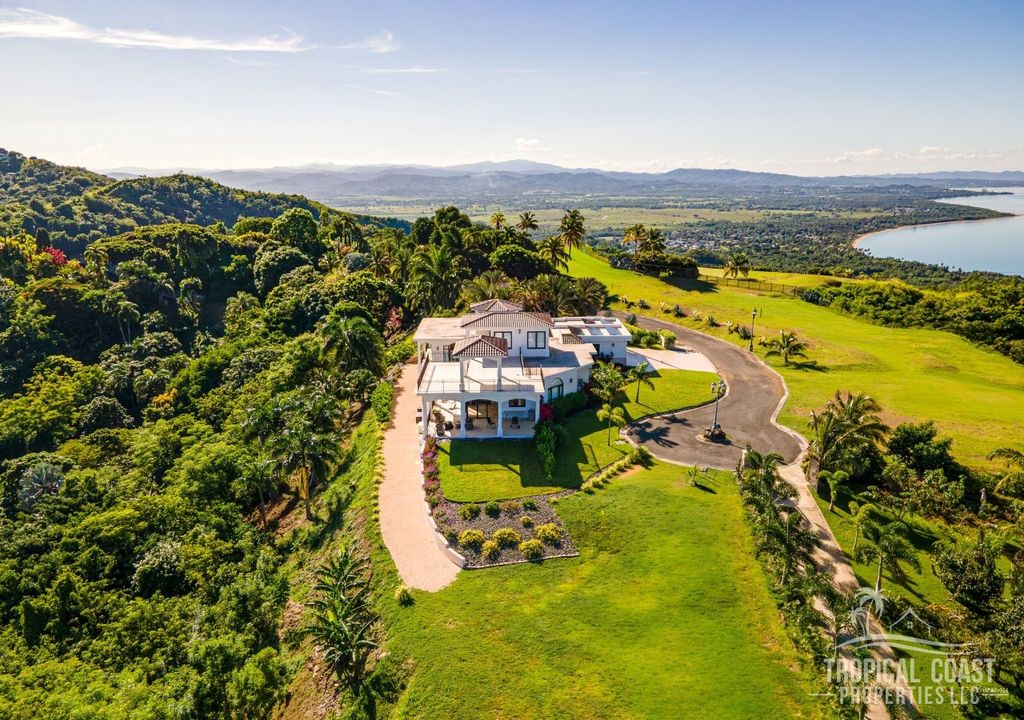 Bo Calvache- Carr 115 Km 6.4 Int Rincon 00677 PR