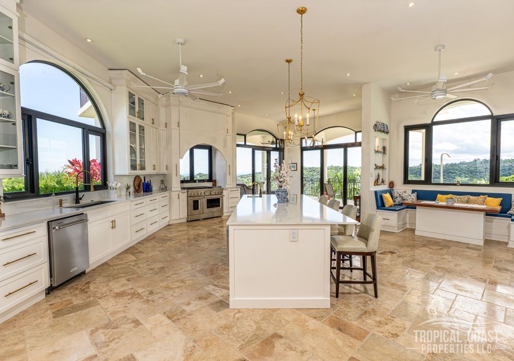 Bo Calvache- Carr 115 Km 6.4 Int Rincon 00677 PR