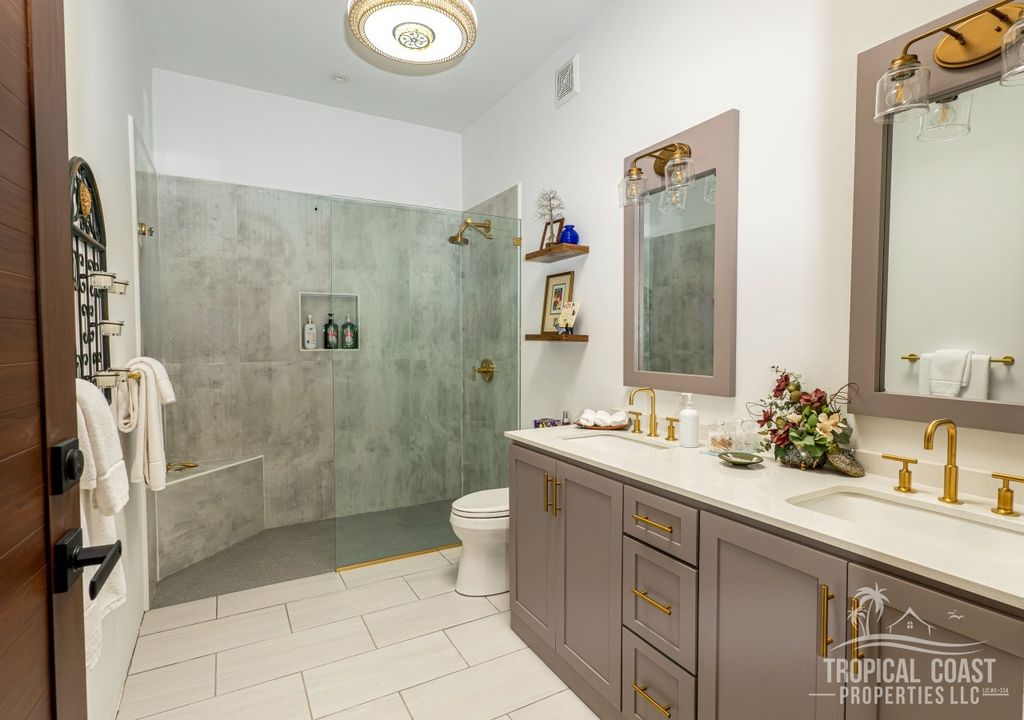 Bo Calvache- Carr 115 Km 6.4 Int Rincon 00677 PR