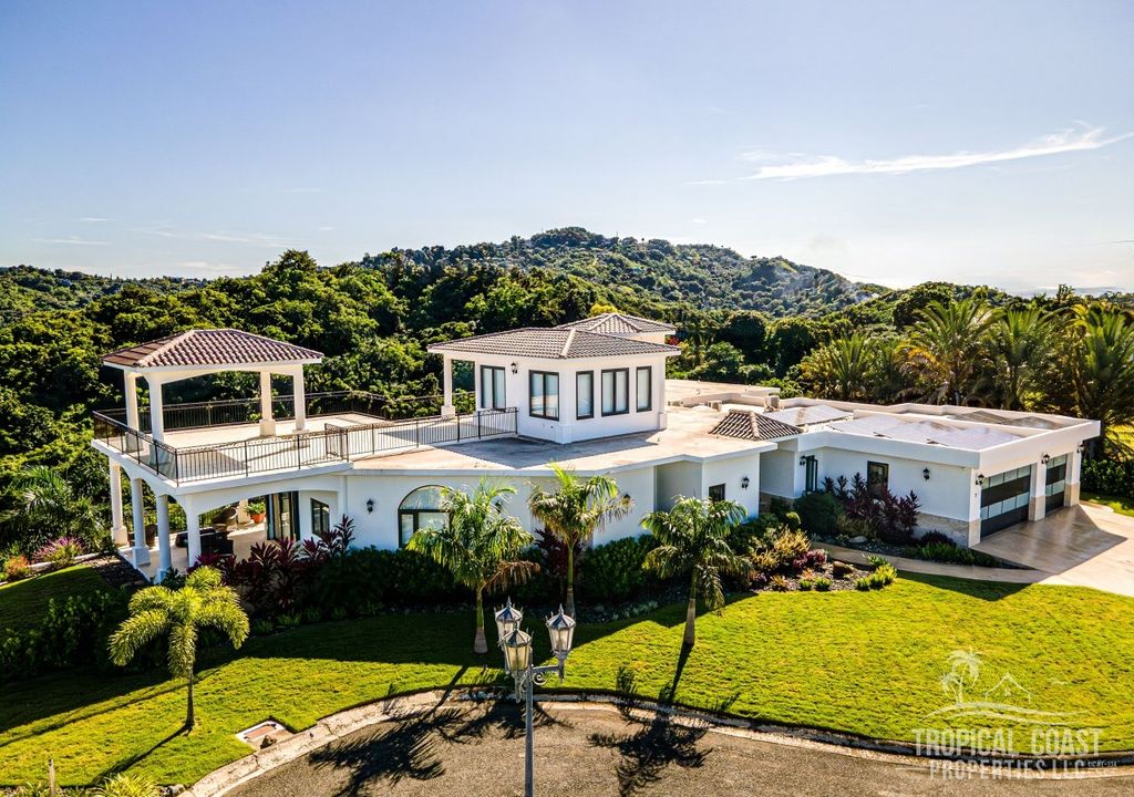 Bo Calvache- Carr 115 Km 6.4 Int Rincon 00677 PR