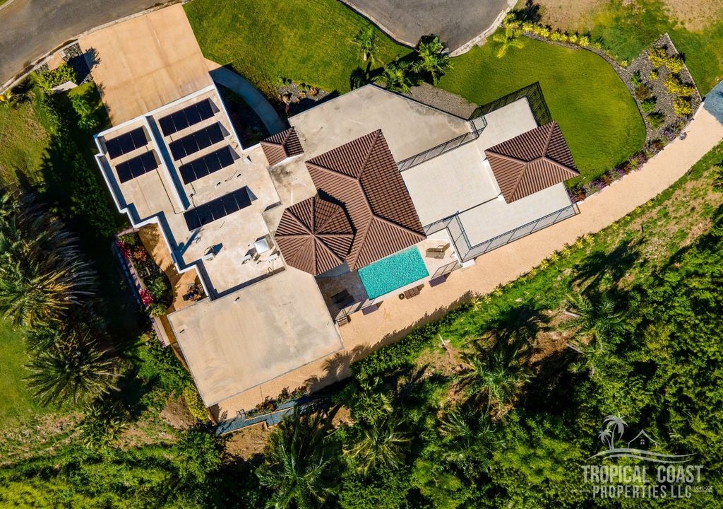 Bo Calvache- Carr 115 Km 6.4 Int Rincon 00677 PR