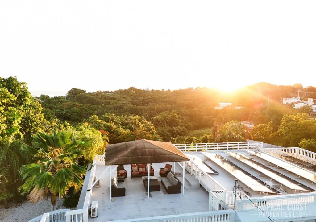 Bo Puntas- Carr 413 Km 3.5- Suites Rincon 00677 PR