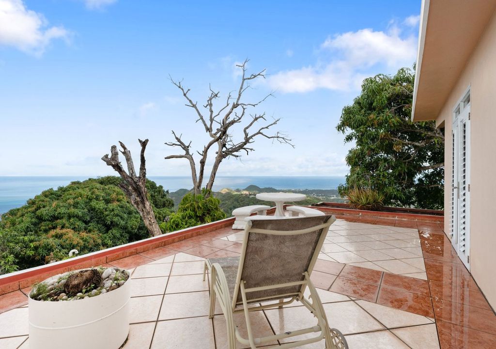 Bo Atalaya- Carr 411 K5 H5 Sect La Bandera Rincon 00677 PR