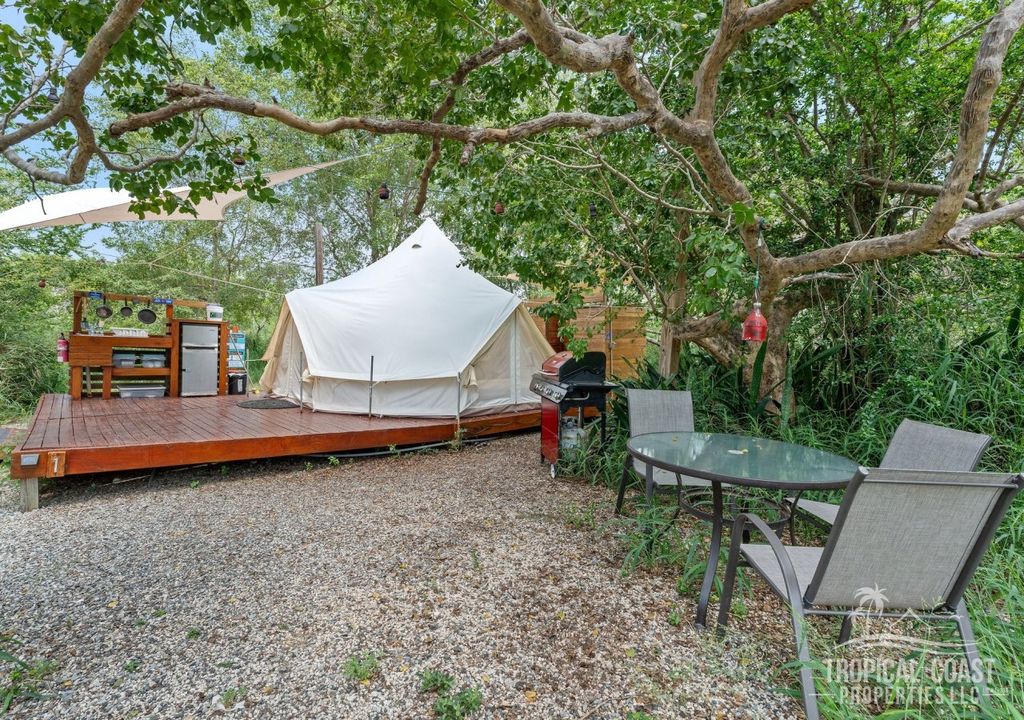 Bo Piyahaya- Carr 303 Km 11.3- Pitahaya Glamping Cabo Rojo 00622 PR
