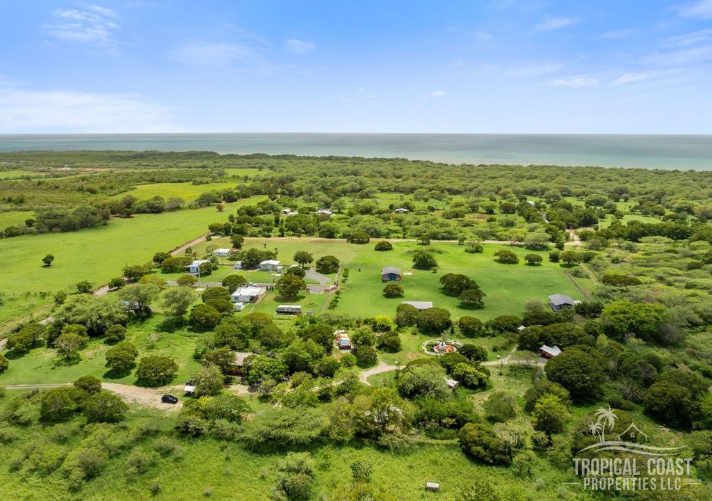Bo Pitahaya- Carr 303 Km 11.3 Cabo Rojo 00623 PR