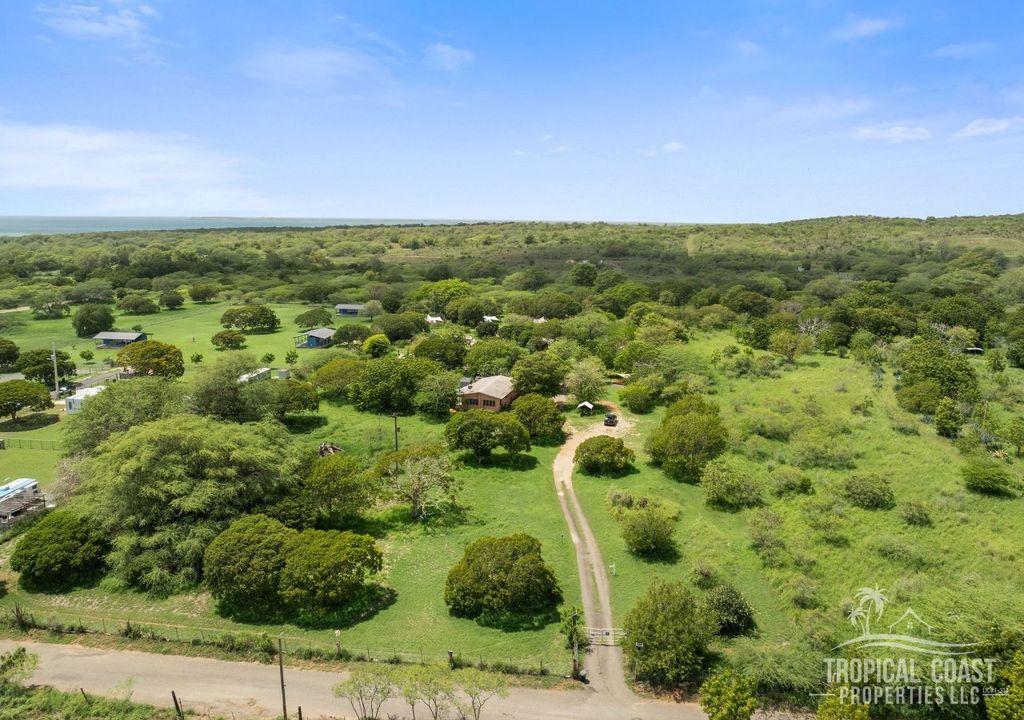 Bo Pitahaya- Carr 303 Km 11.3 Cabo Rojo 00623 PR