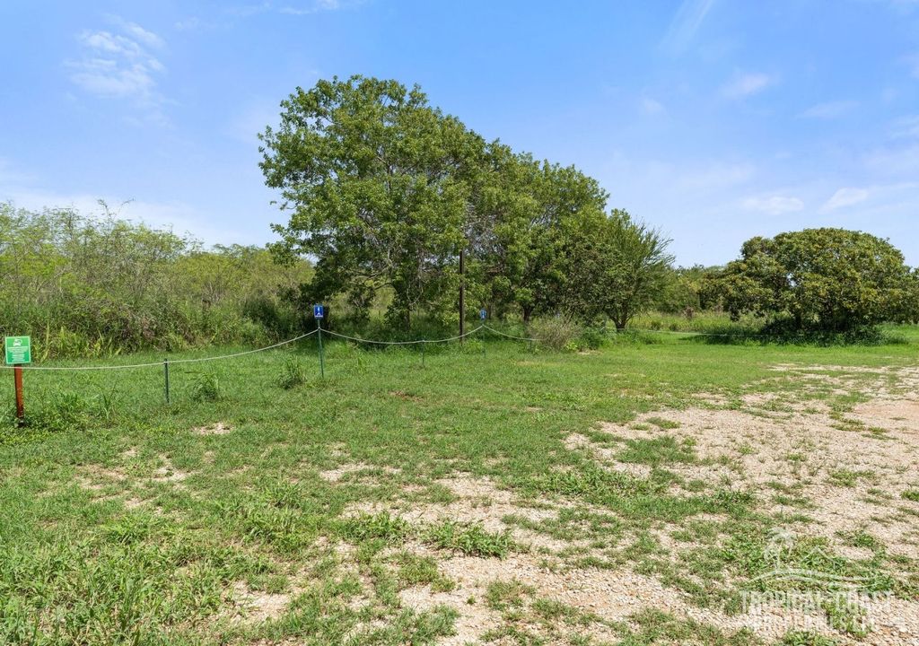 Bo Pitahaya- Carr 303 Km 11.3 Cabo Rojo 00623 PR