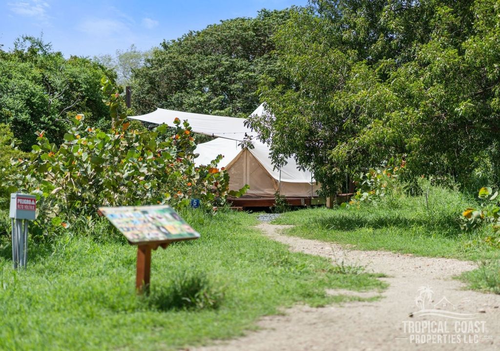 Bo Pitahaya- Carr 303 Km 11.3 Cabo Rojo 00623 PR