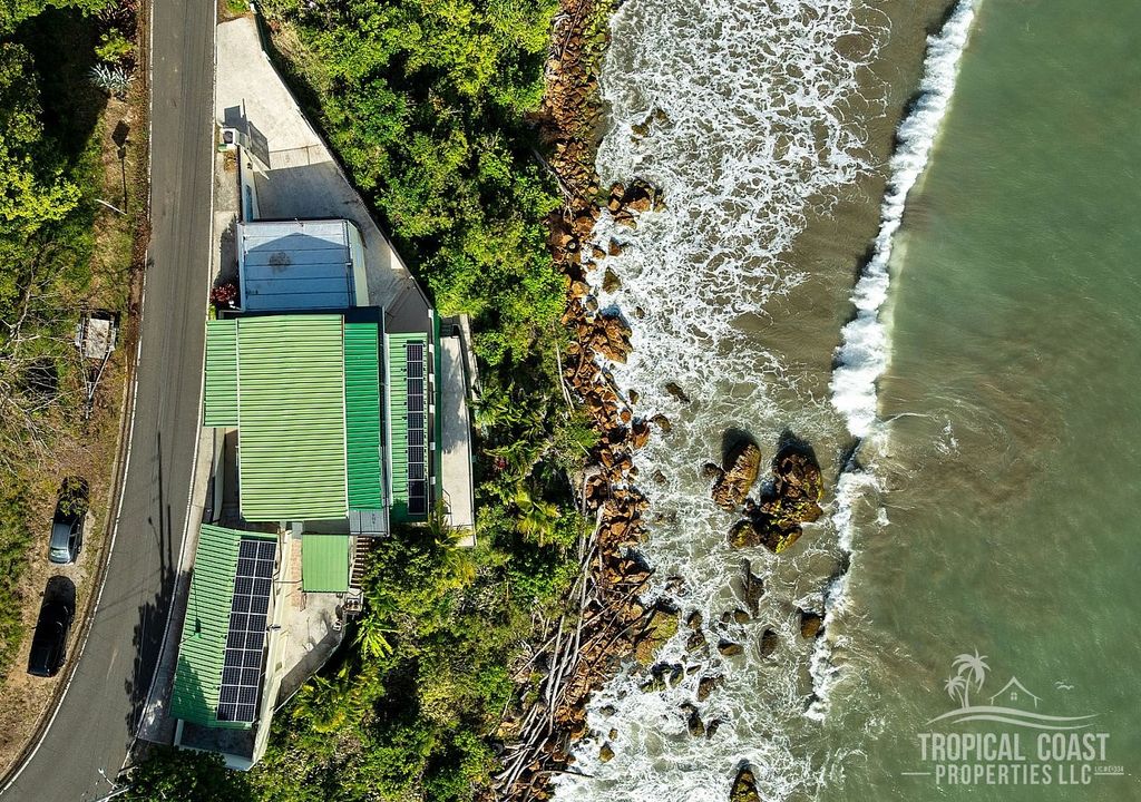 Sector Playa- Carr 760 Km 3.3 Maunabo 00707 PR