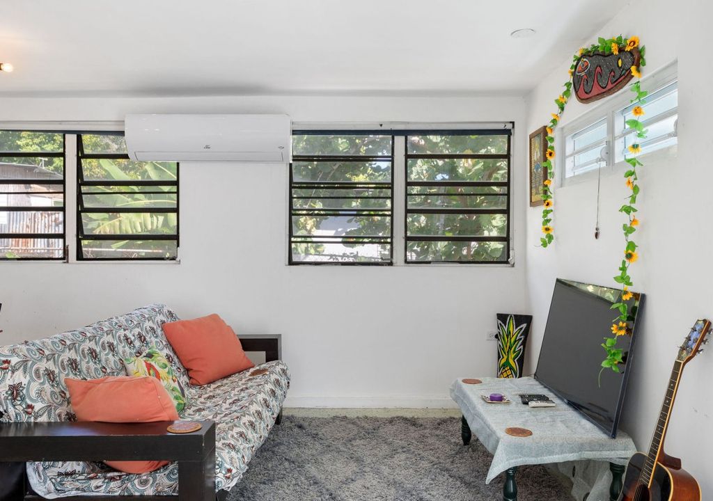 Bo Stella- 3096 Calle 7 Rincon 00677 PR