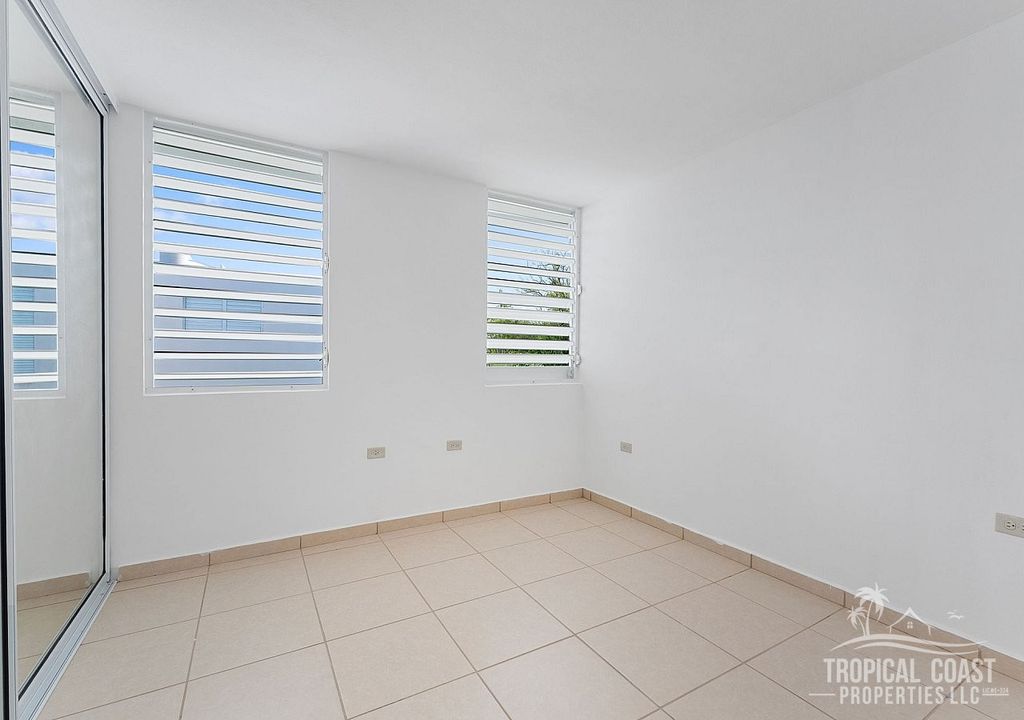 Urb Costa Del Mar Calle 1 Lote 45, Arecibo - 14