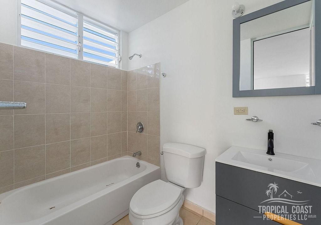 Urb Costa Del Mar Calle 1 Lote 45, Arecibo - 20