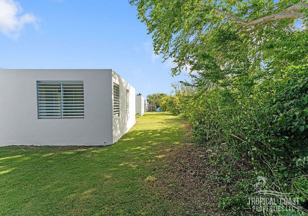 Urb Costa Del Mar Calle 1 Lote 45, Arecibo - 21