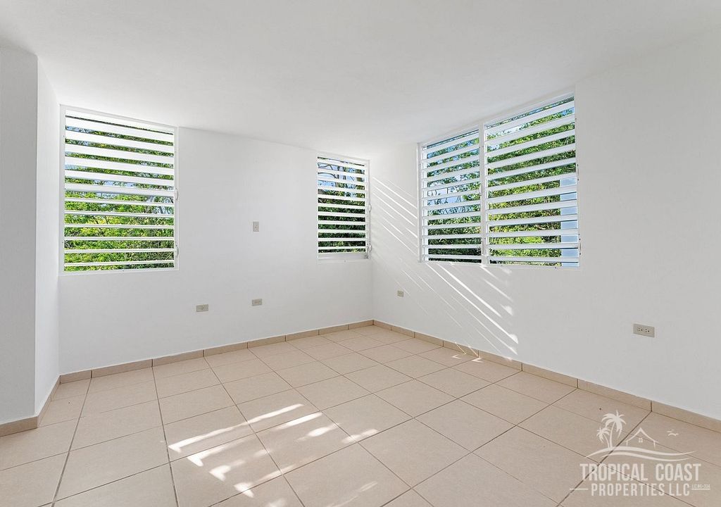 Urb Costa Del Mar Calle 1 Lote 45, Arecibo - 15