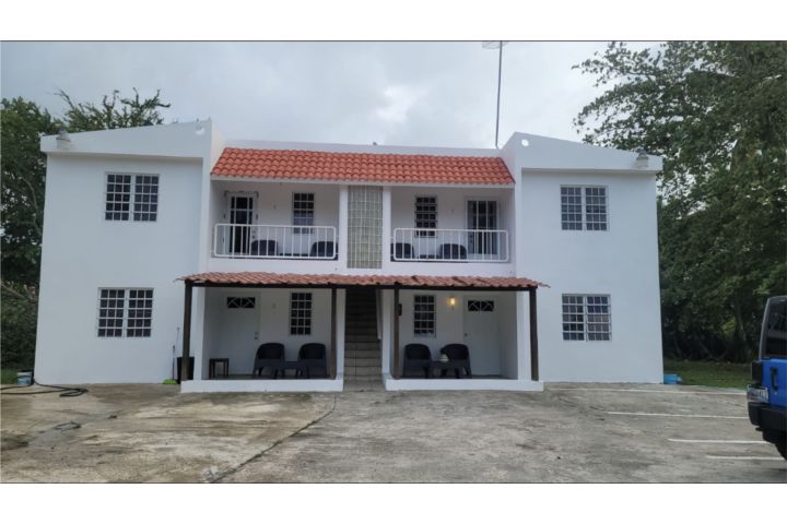 D3 C. Felicidad Vega Alta 00692 PR