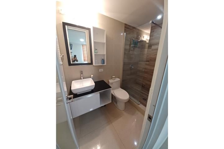 Cw22+r53 Guaynabo 00968 PR
