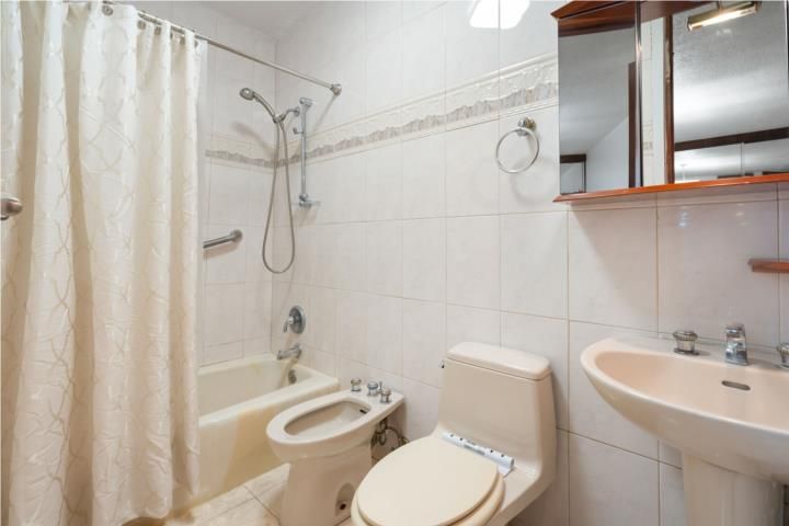 Guaynabo Guaynabo 00934 PR
