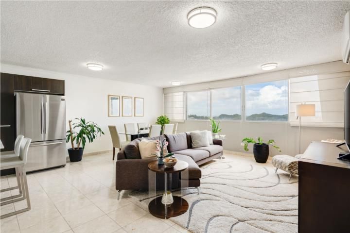 Guaynabo Guaynabo 00934 PR