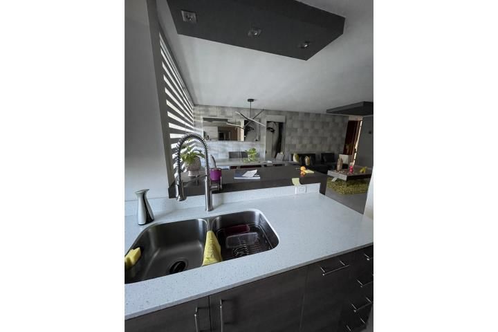 Cond. Almanda Guaynabo 00971 PR