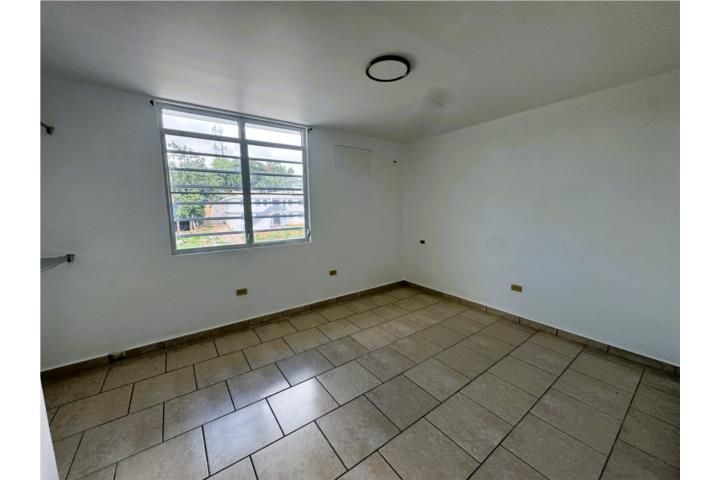 Extension Rexville Bayamon 00957 PR