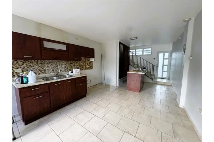 Extension Rexville Bayamon 00957 PR