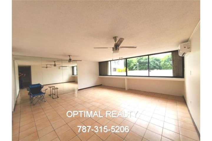 1261 2736 Av. Luis Vigoreaux Guaynabo 00966 PR