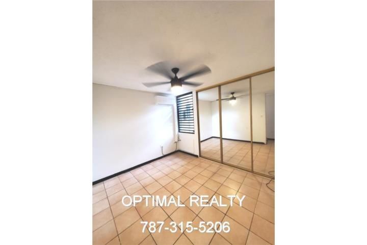 1261 2736 Av. Luis Vigoreaux Guaynabo 00966 PR