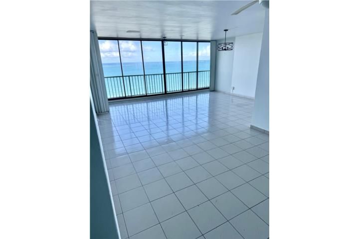 4745 Av. Isla Verde Carolina 00979 PR