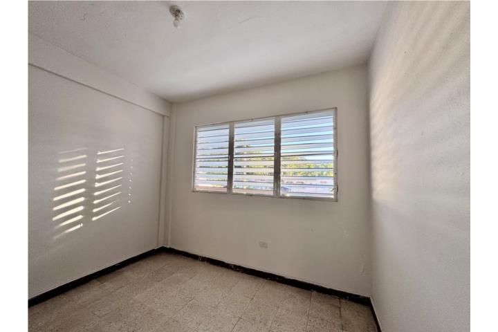 Balboa Mayaguez 00680 PR