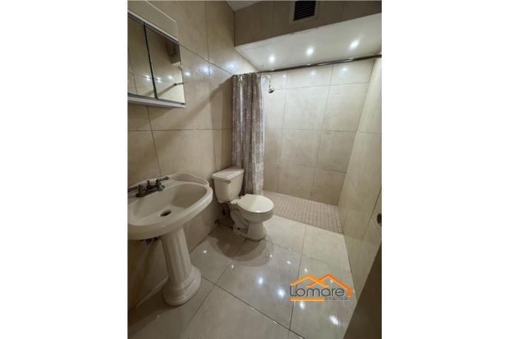 74 Cll Santa Cruz Bayamon 00961 PR