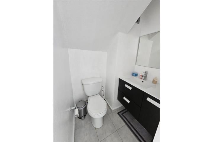 80 C. Caribe Guaynabo 00959 PR