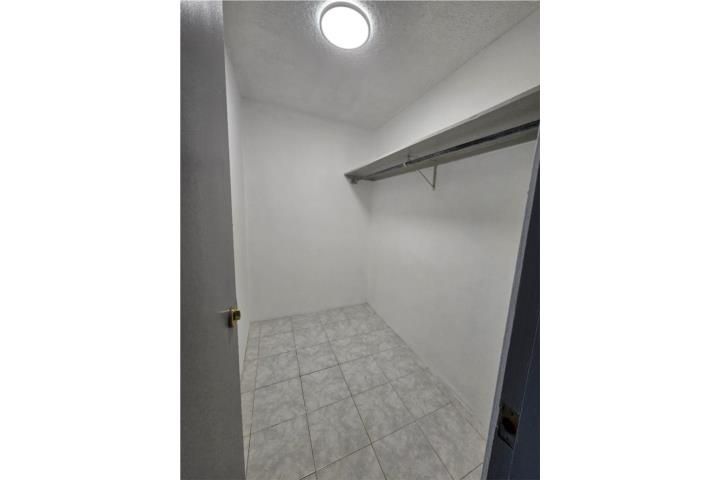 80 C. Caribe Guaynabo 00959 PR