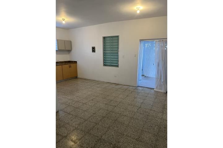 Urb. Hermanas Dávila Bayamon 00959 PR