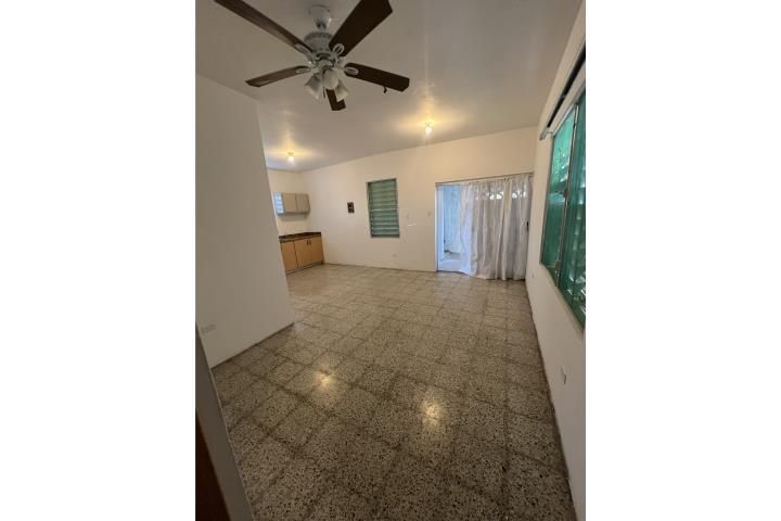 Urb. Hermanas Dávila Bayamon 00959 PR