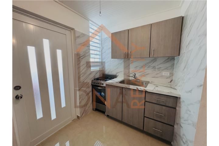 Flamingo Hills Bayamon 00956 PR