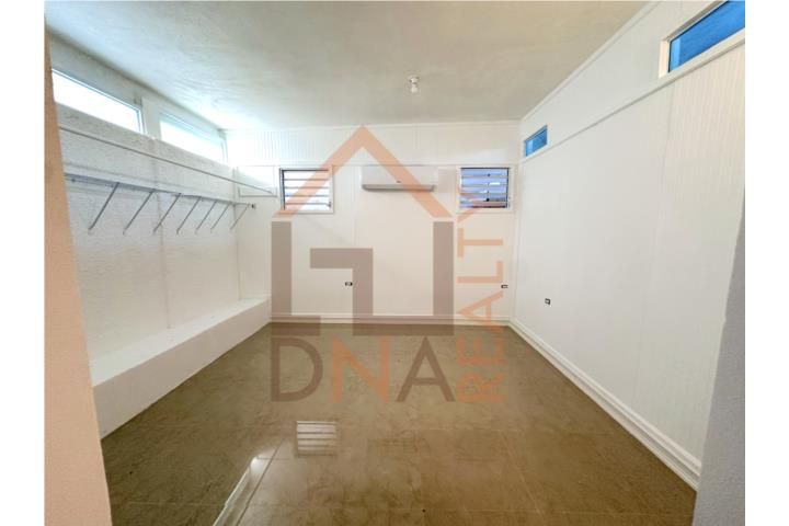 Flamingo Hills Bayamon 00956 PR