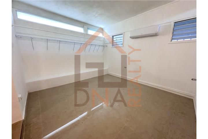 Flamingo Hills Bayamon 00956 PR