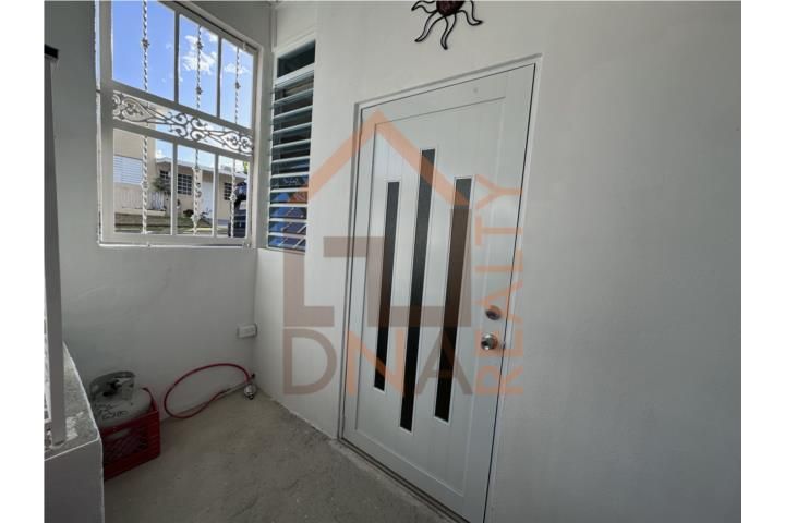 Flamingo Hills Bayamon 00956 PR